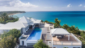 Modern 7BR villa with breathtaking panoramic views